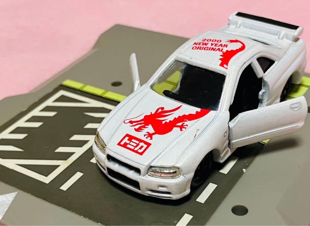 【激レア!!!懸賞品】トミカ スカイライン GT-R R34