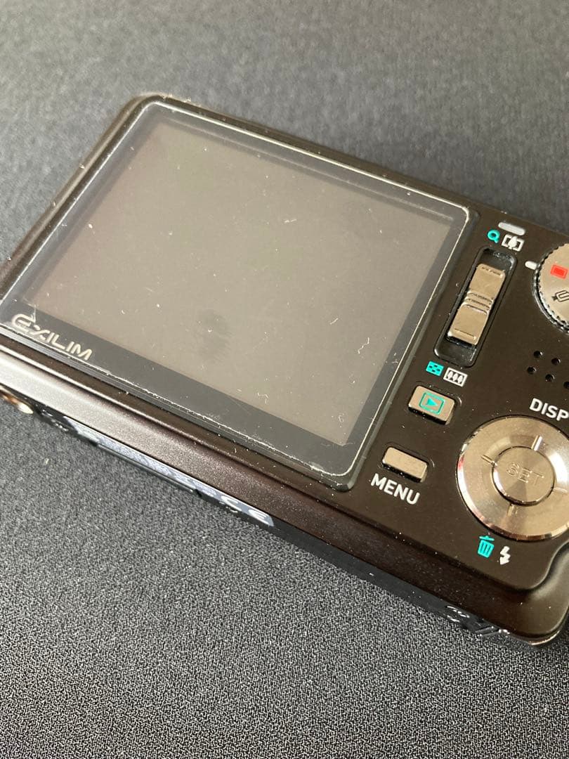 【美品】CASIO EXILIM EX-V7 ブラック CCDセンサー コンデジ