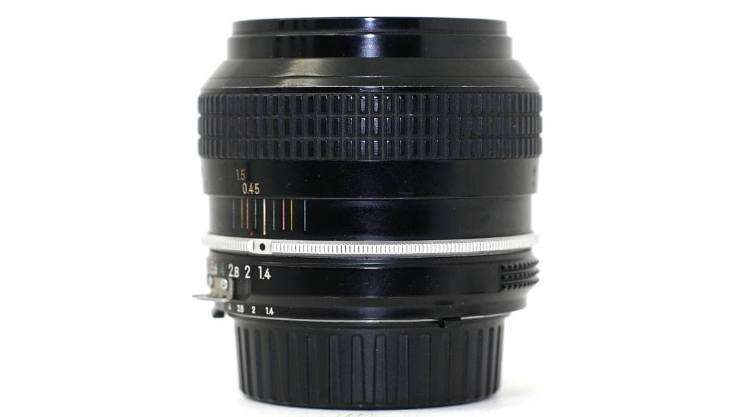 Nikkor 50mm f/1.4 単焦点レンズ