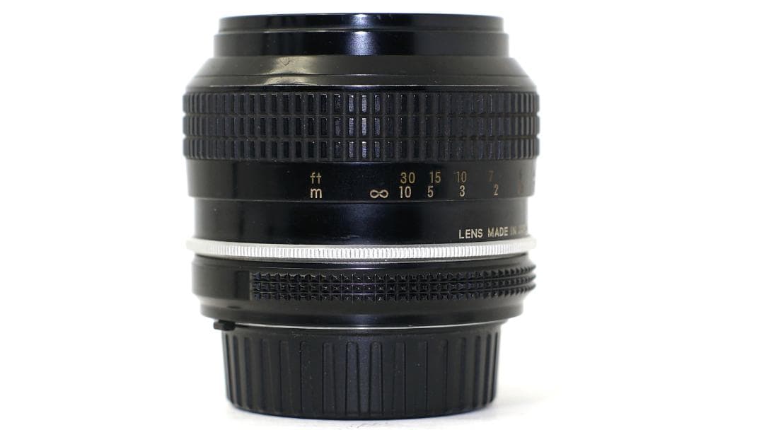 Nikkor 50mm f/1.4 単焦点レンズ