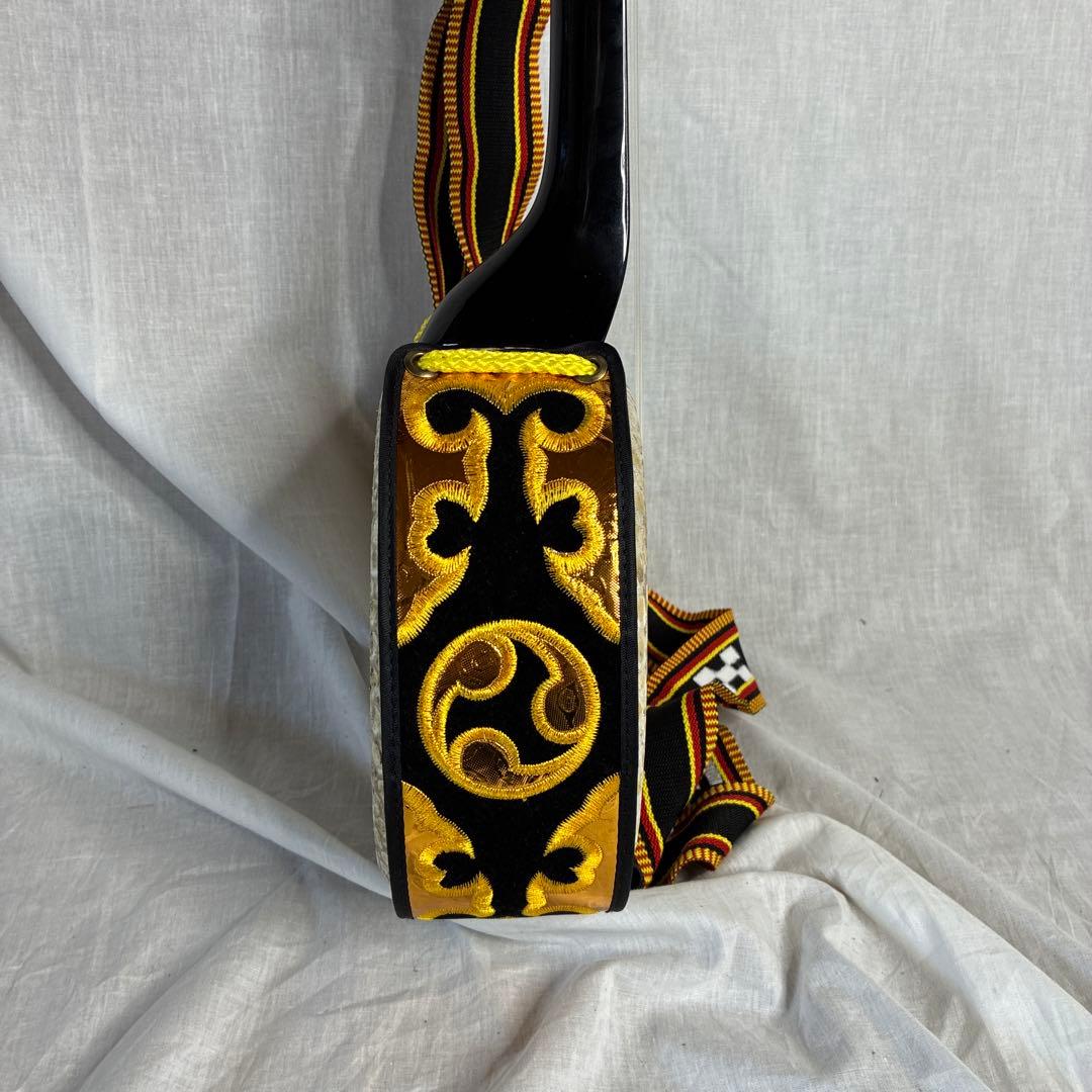 沖縄三線 三味線 本皮 蛇皮 ケース付き 民族楽器 弦楽器 初心者にも