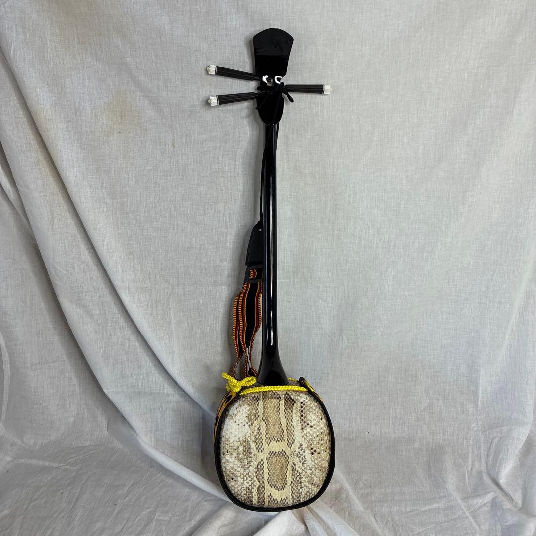 沖縄三線 三味線 本皮 蛇皮 ケース付き 民族楽器 弦楽器 初心者にも