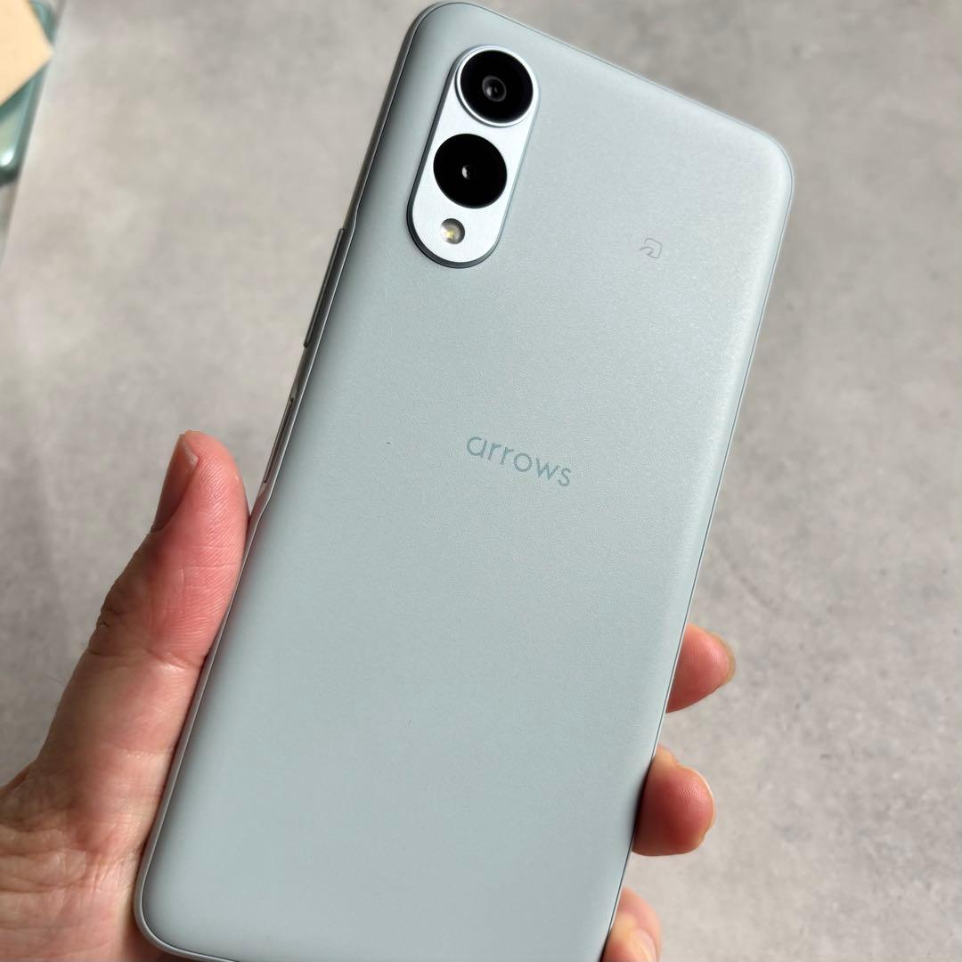 arrows we2 ライトブルー 本体　128GB