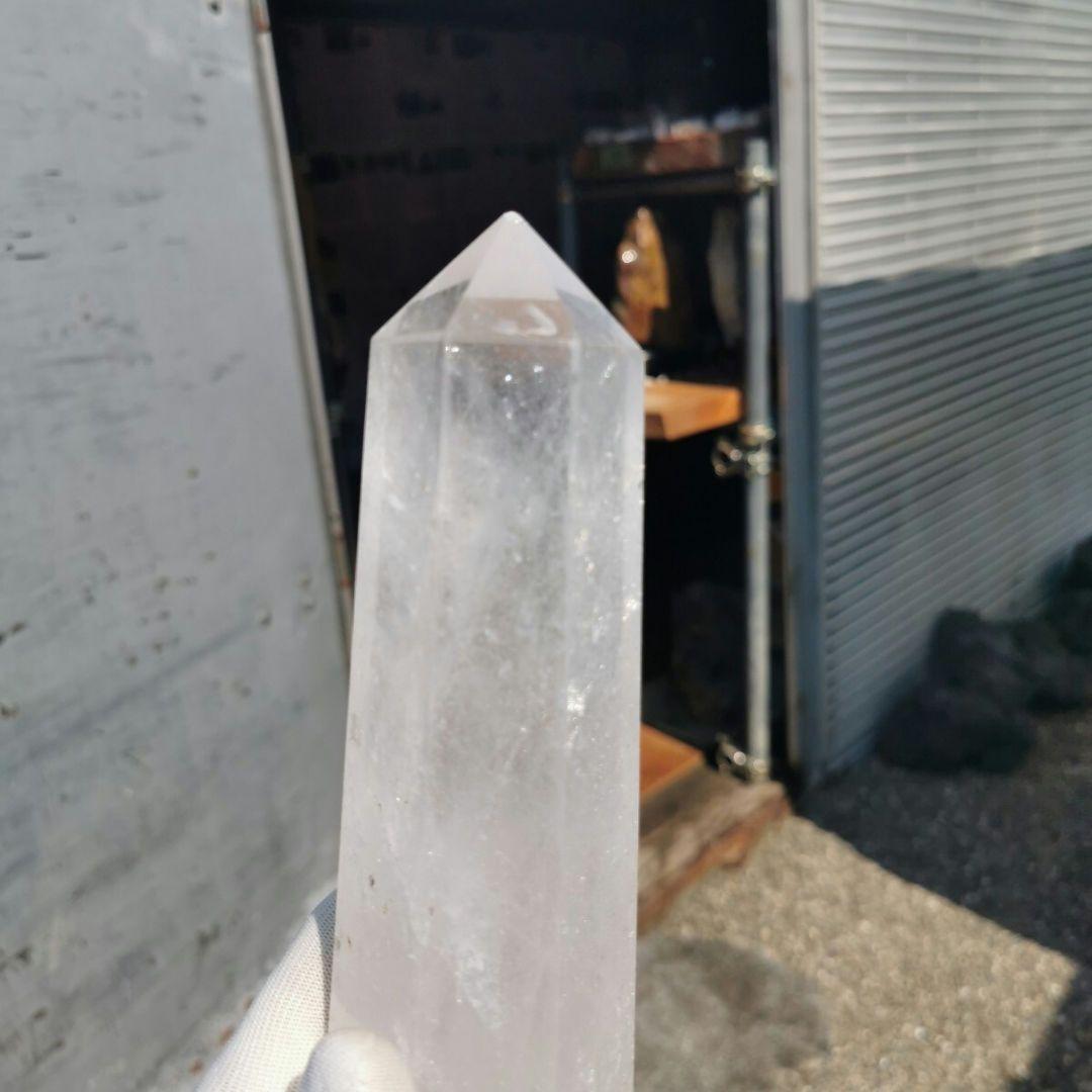 マダガスカル産　水晶　ポイント　虹入り 1.2キロ　鑑賞石　石　置物　オブジェ
