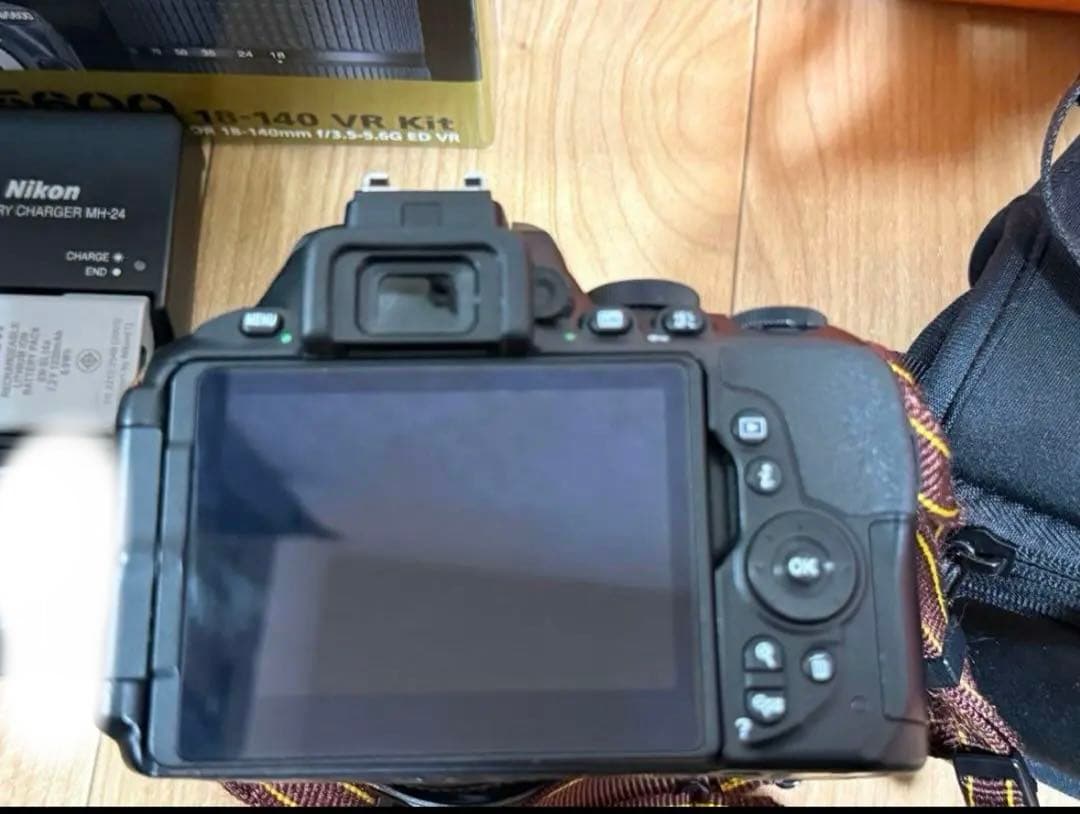 Nikon D5600 18〜140VR Kit