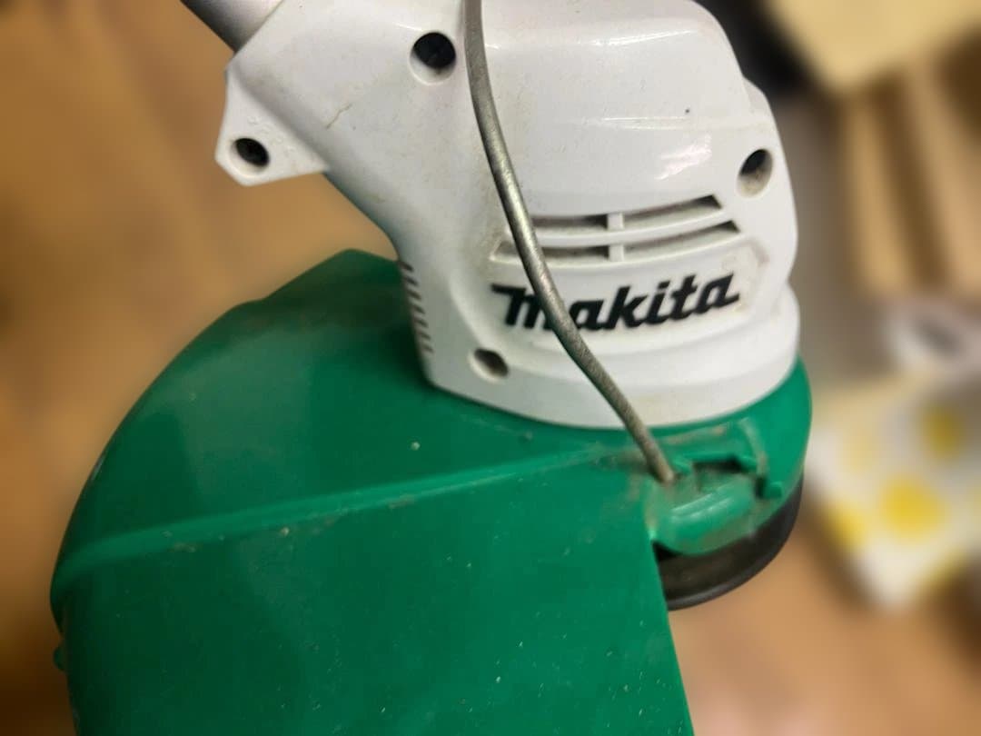 makita　マキタ　電動草刈機　MUR100D　動作確認済み