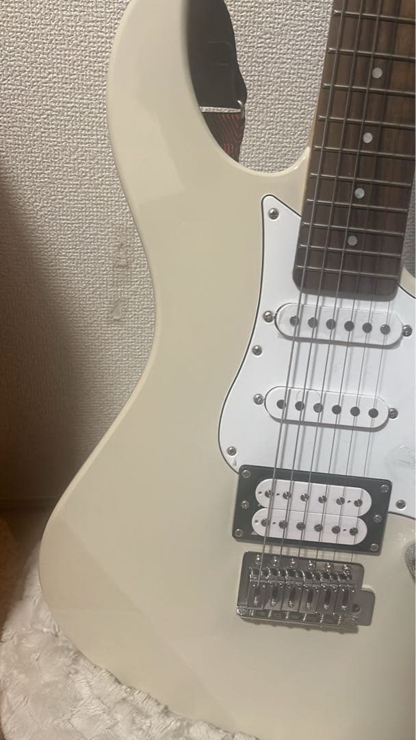 Yamaha PACIFICA ホワイトエレキギター ストラップケース説明書付き