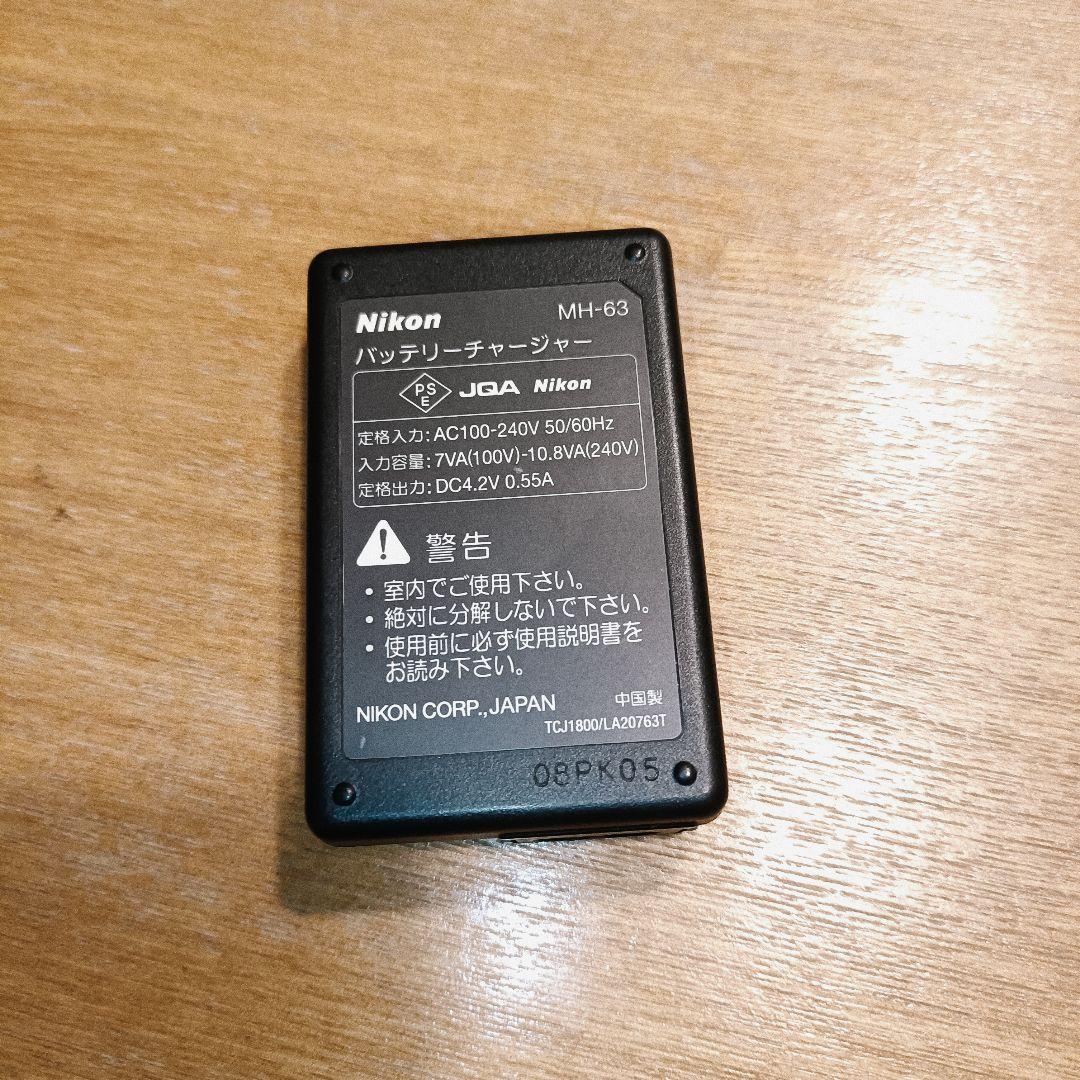 【美品】Nikon COOLPIX S600 ニコン　コンパクトデジタルカメラ