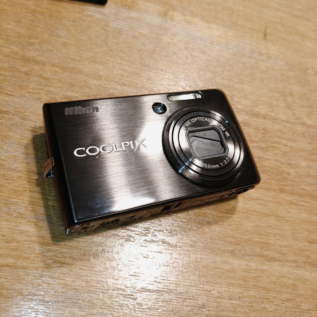 【美品】Nikon COOLPIX S600 ニコン　コンパクトデジタルカメラ