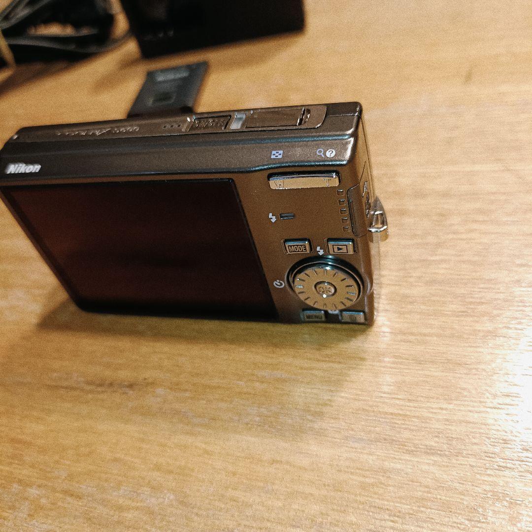 【美品】Nikon COOLPIX S600 ニコン　コンパクトデジタルカメラ
