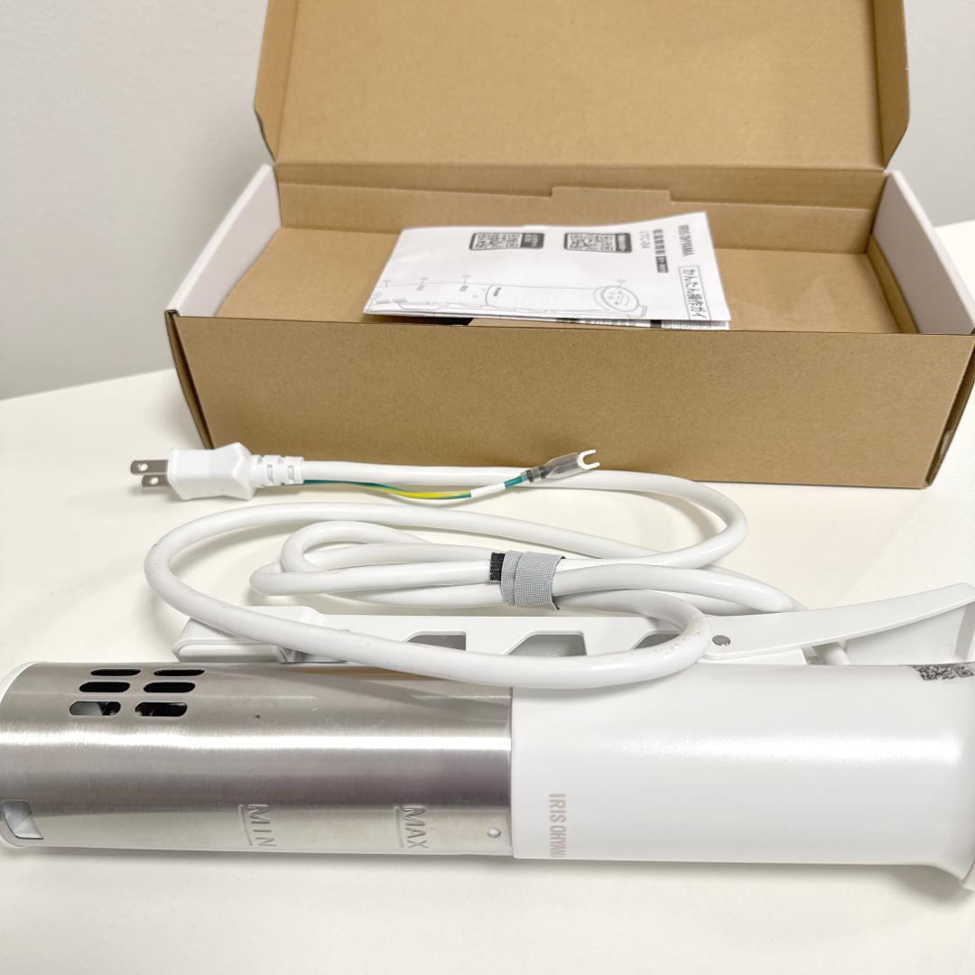 【美品】アイリスオーヤマ 低温調理器 オフホワイト LTC04W