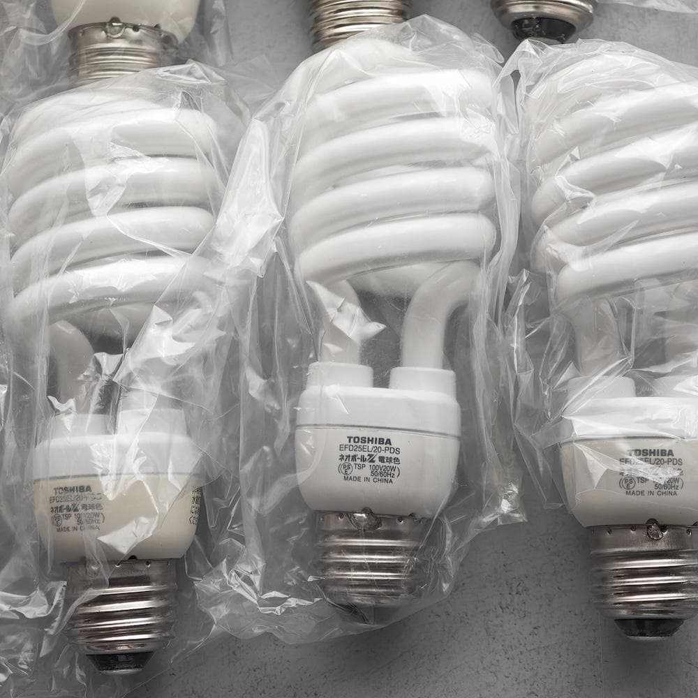 東芝 ネオボールZ 電球色 15個 EFD25EL/20-PDS