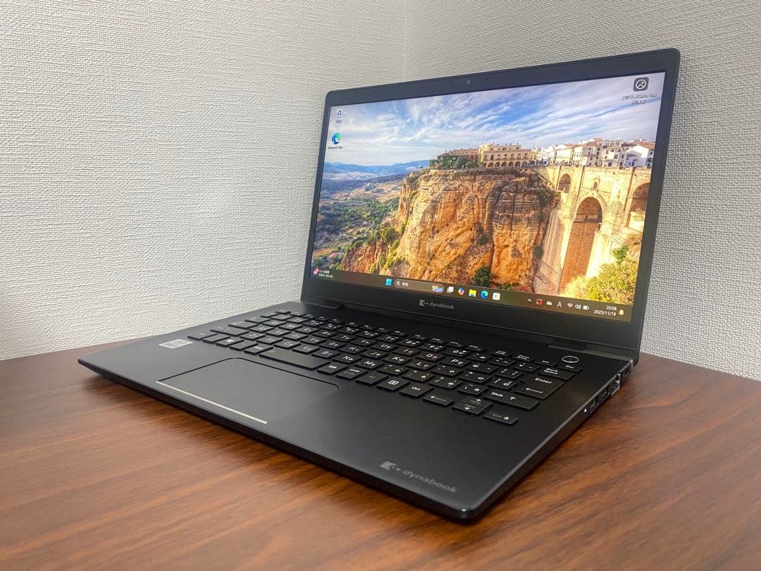 東芝 dynabook G83 第10世代i5 ノートパソコン