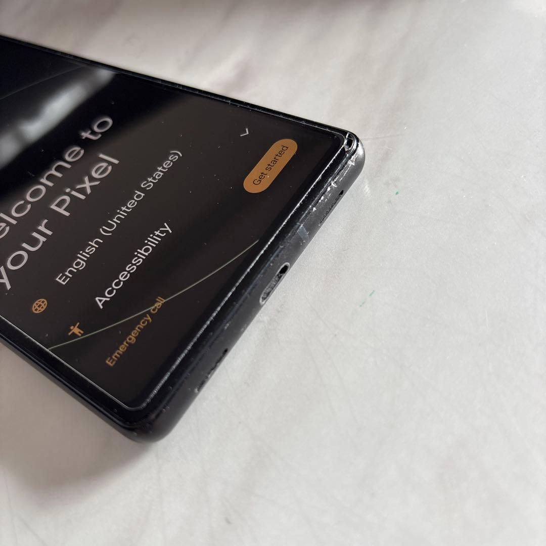 Google Pixel 6a チャコール 画面にひびあり