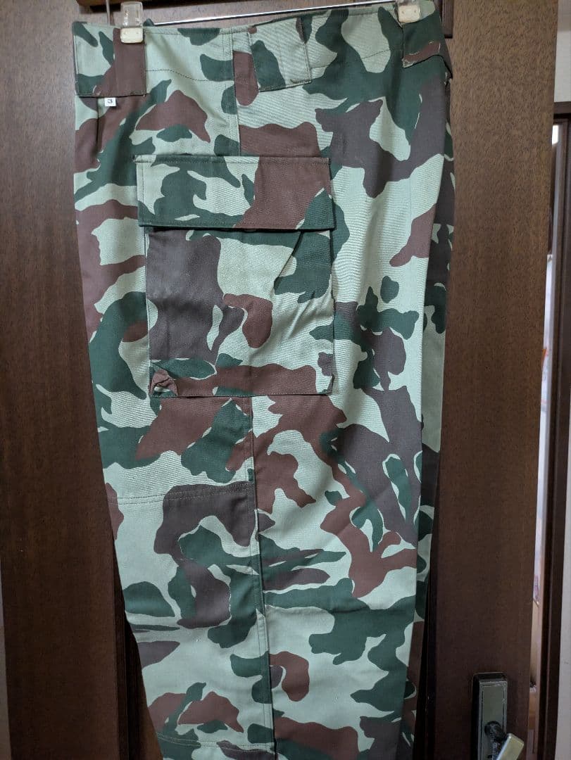 熊笹迷彩上下セット サイズ表記3