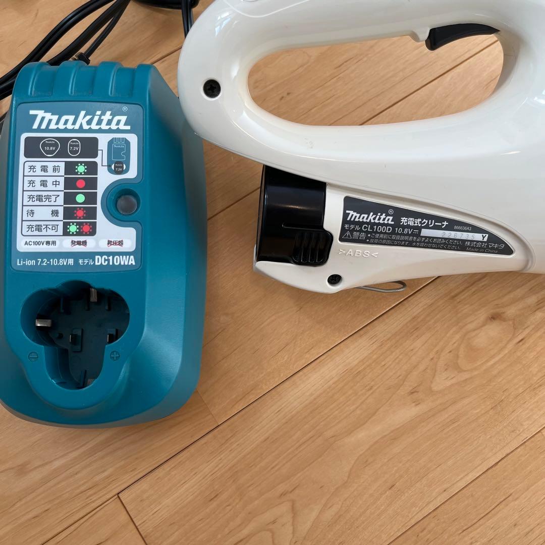 マキタ コードレス掃除機(充電式クリーナー) CL100D