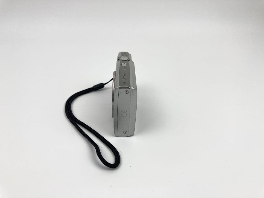 【極美品】Canon IXY 200 シルバー コンパクトデジタルカメラ