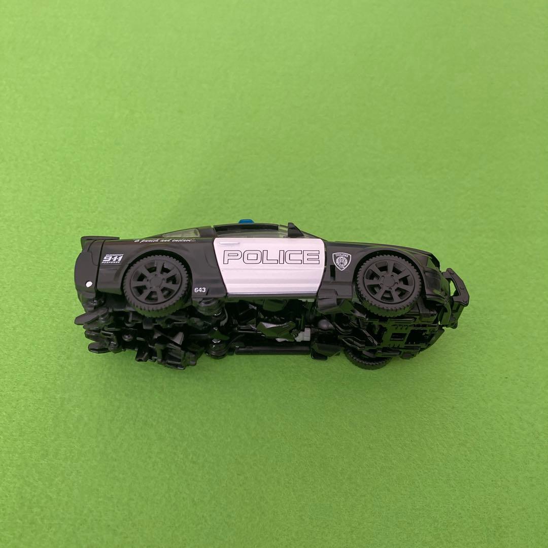 SS-21 DECEPTICONバリケード トランスフォーマー　スタジオシリーズ