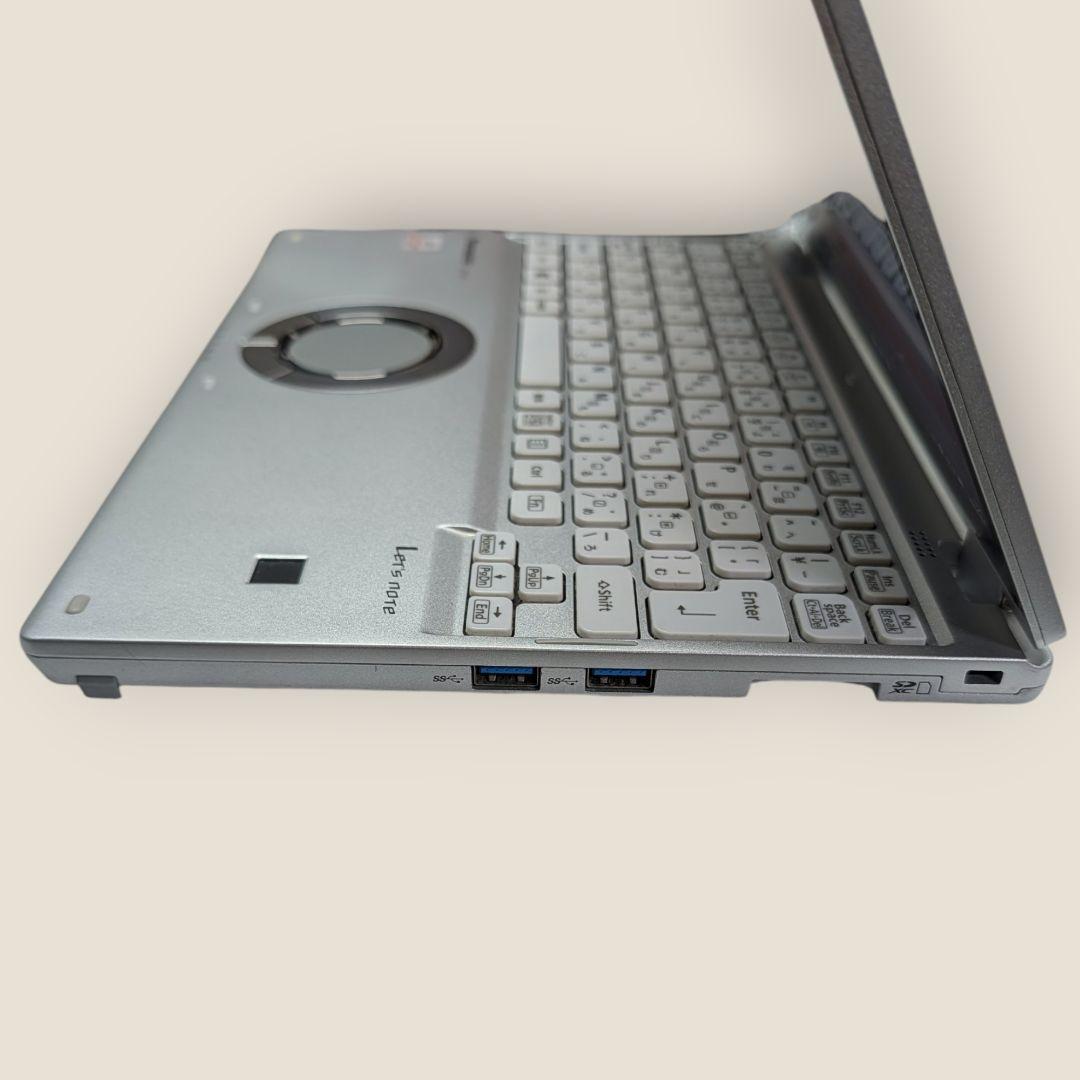 Windowsノート本体 Panasonic Let'snote QV 9R Core i5 10310U