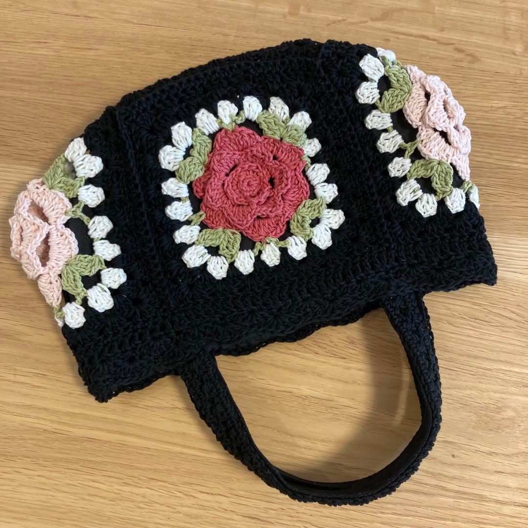 〈user_c7d7d101〉4点 黒 ピンクバラモチーフトートバッグ他