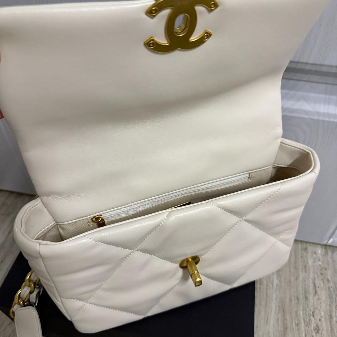 レディース　ショルダーバッグ　正規品