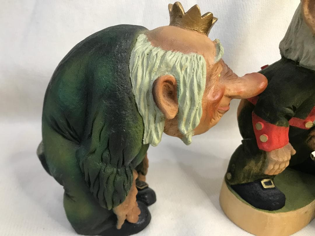 ノルウェー：Henning社 木彫りトロール人形3体セット