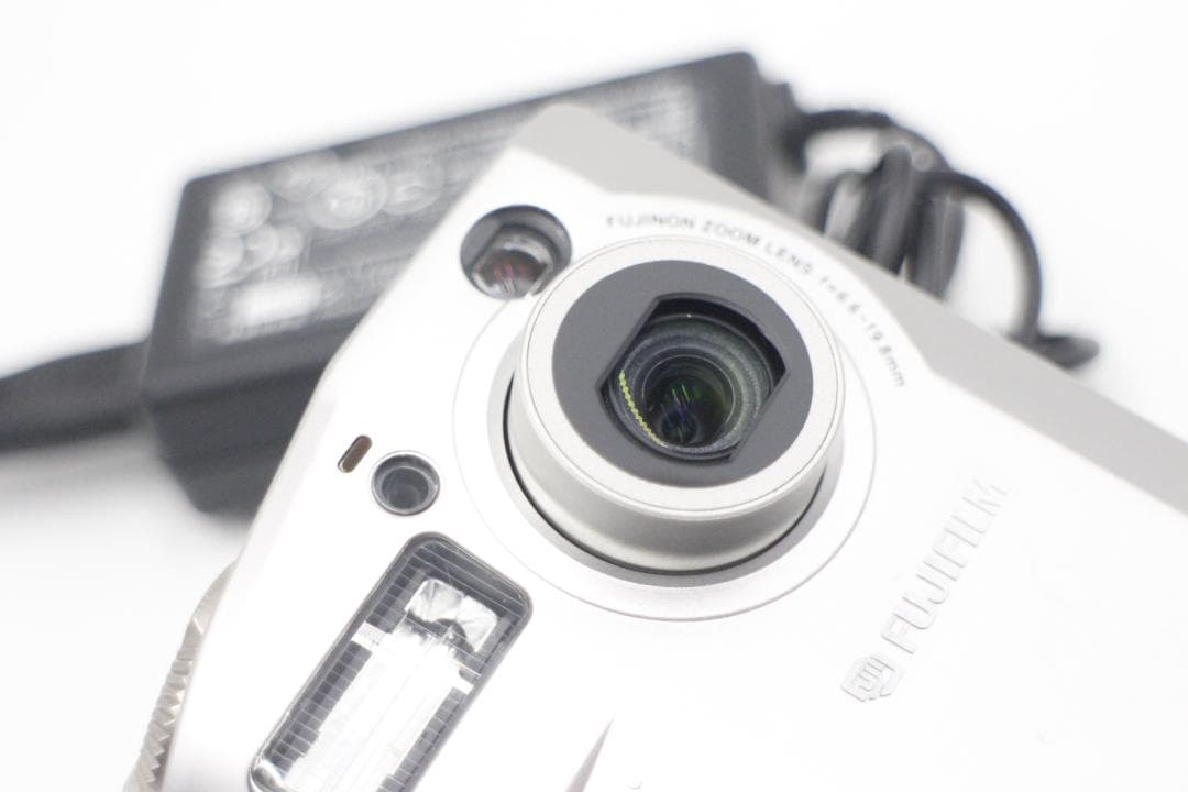 [M-TN 2225] FUJIFILM FinePIX 1700Z カード付