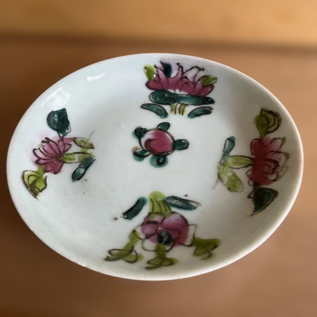 中国民国時代の花柄 手描き 小皿