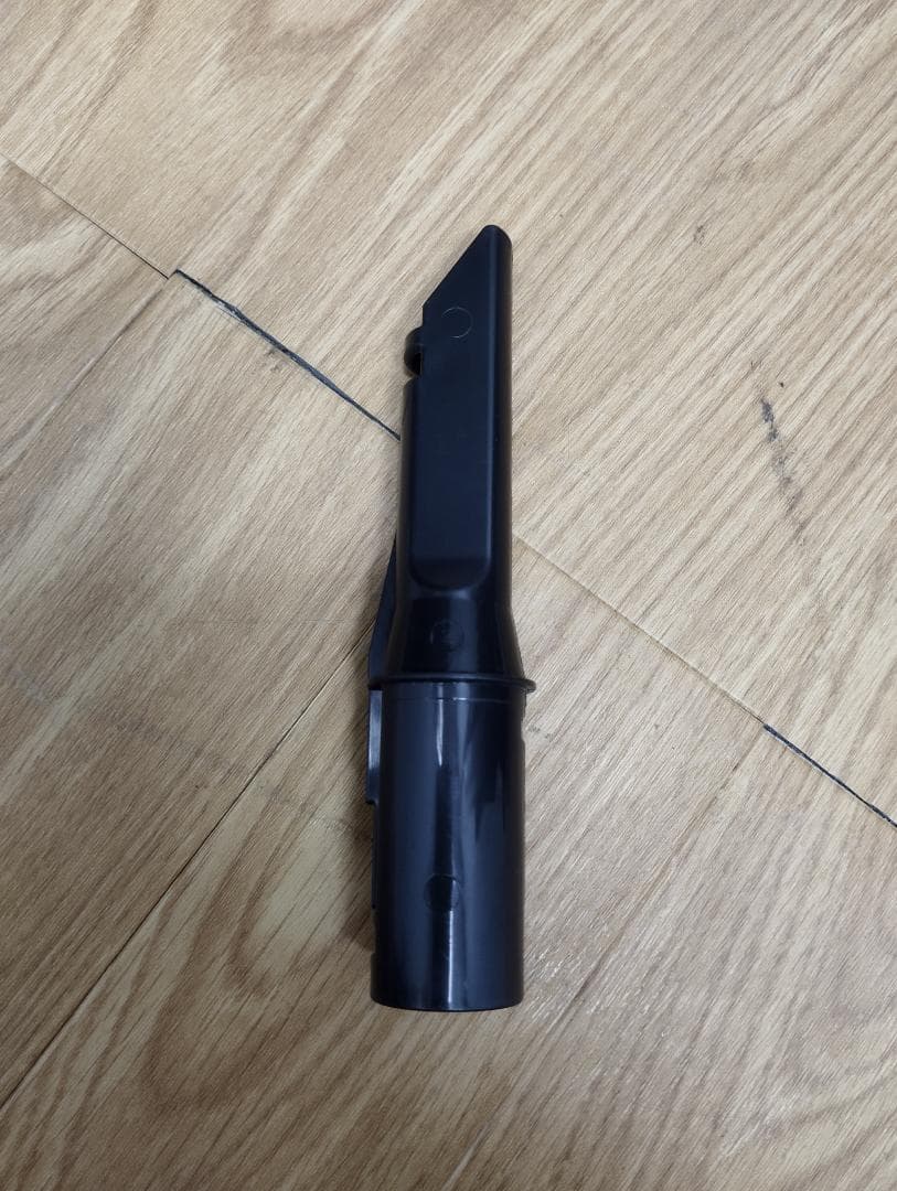 Y♢535 シャープ コードレススティック掃除機 ラクティブエア　EC-XR1