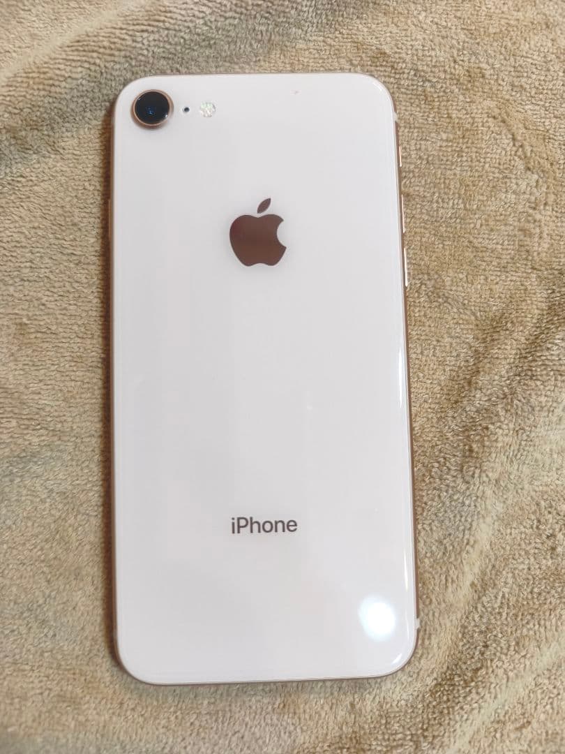 Apple iPhone 8 ゴールド 本体　64GB　simフリー