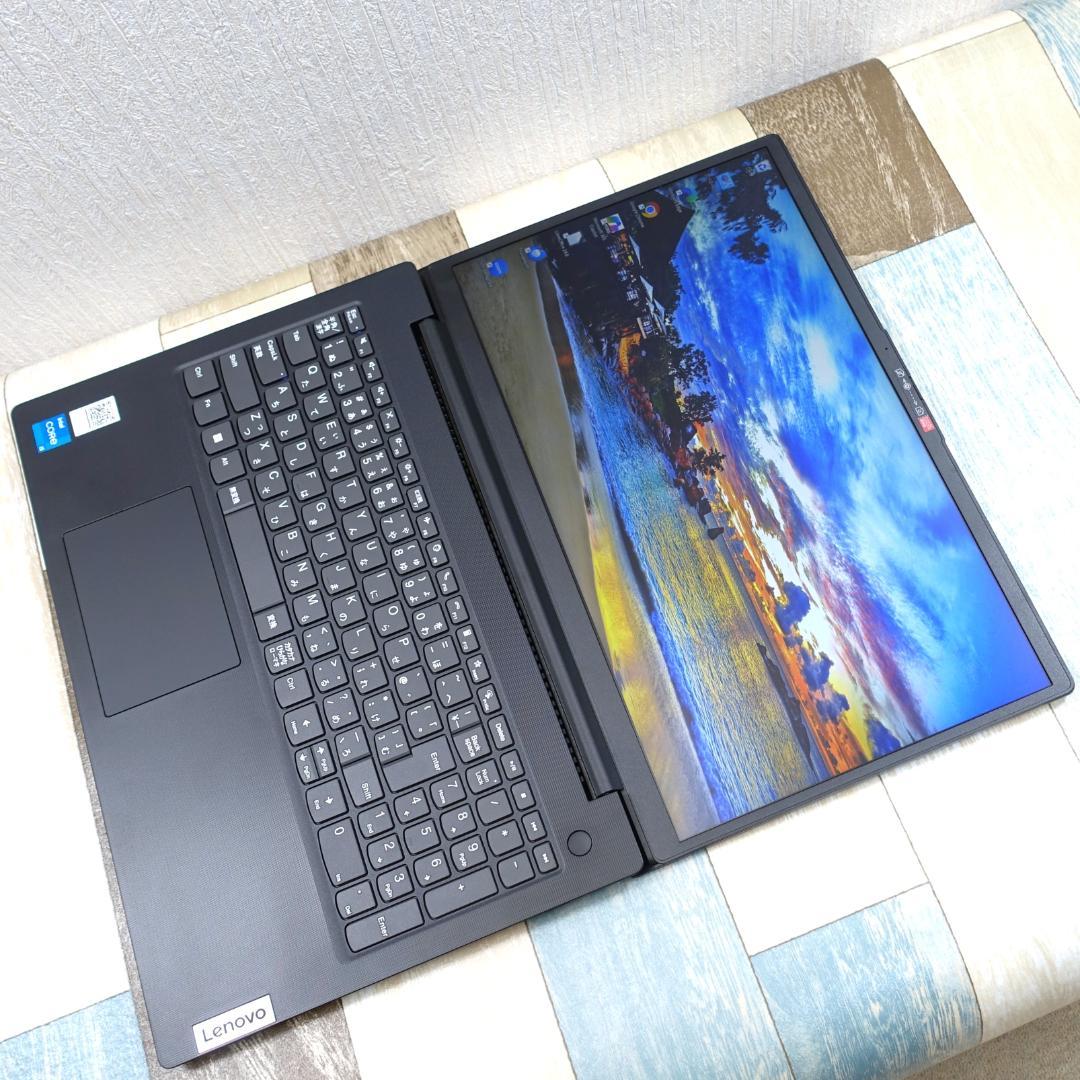 未使用に近いバリ速の２０２３年製✨第１３世代コアｉ５に超高速ＳＳＤ＆大容量メモリ