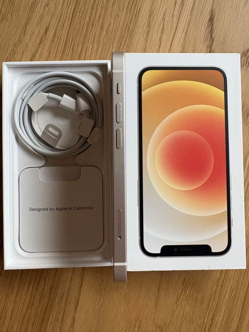 （美品）iPhone12mini ホワイト64GB SIMフリー