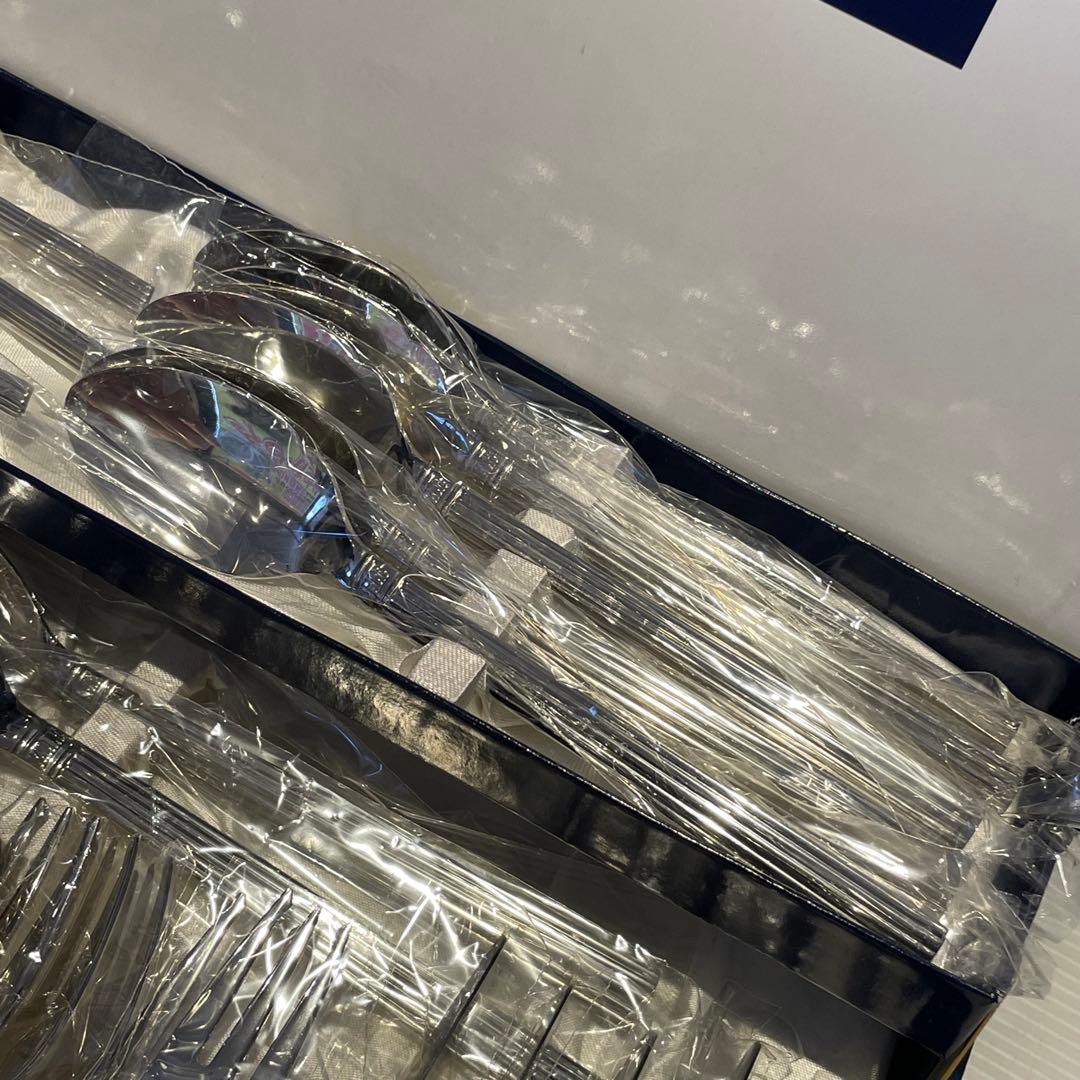 未使用品　ELLE　カトラリーセット　スプーン　フォーク35本 ステンレス