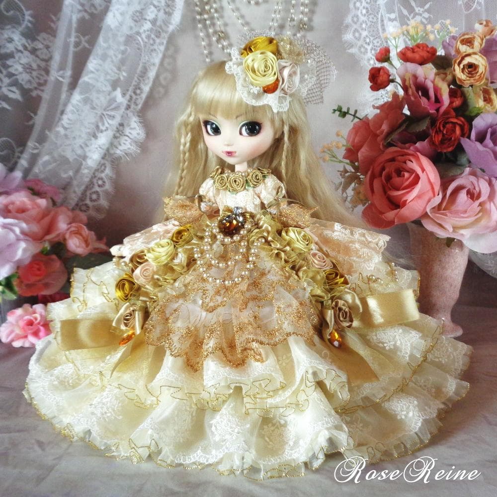 アンネローゼ王妃 ゴージャスシャンパンゴールドのボリュームフリルドールドレス