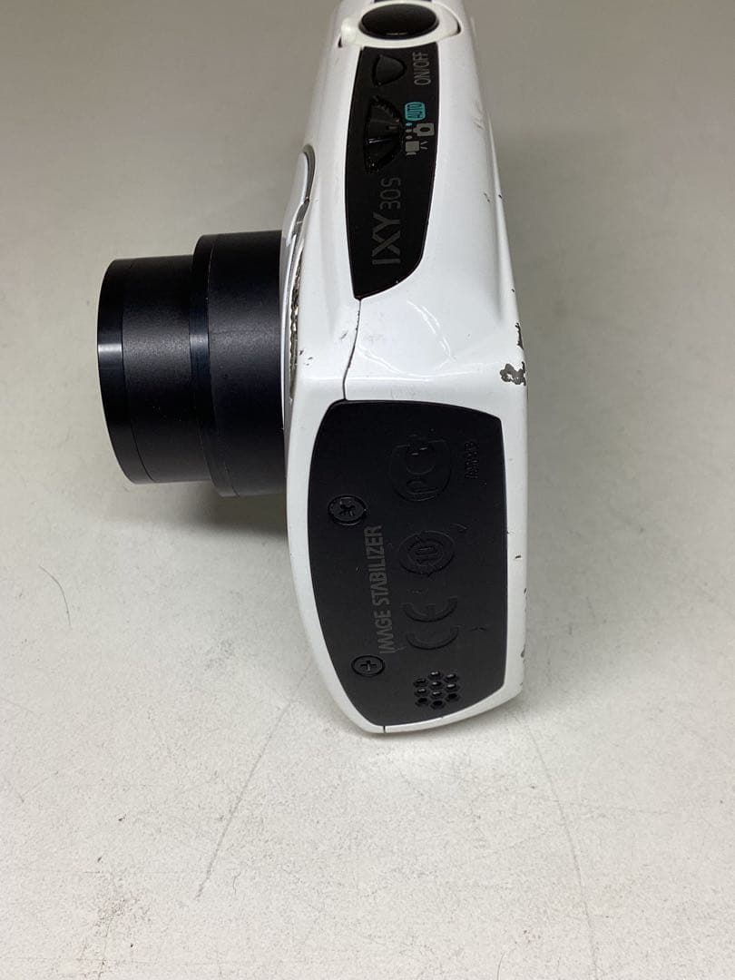 Canon IXY 30 Sデジタルカメラ 本体 バッテリー付き　撮影可能