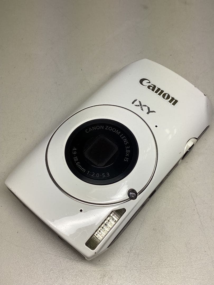 Canon IXY 30 Sデジタルカメラ 本体 バッテリー付き　撮影可能