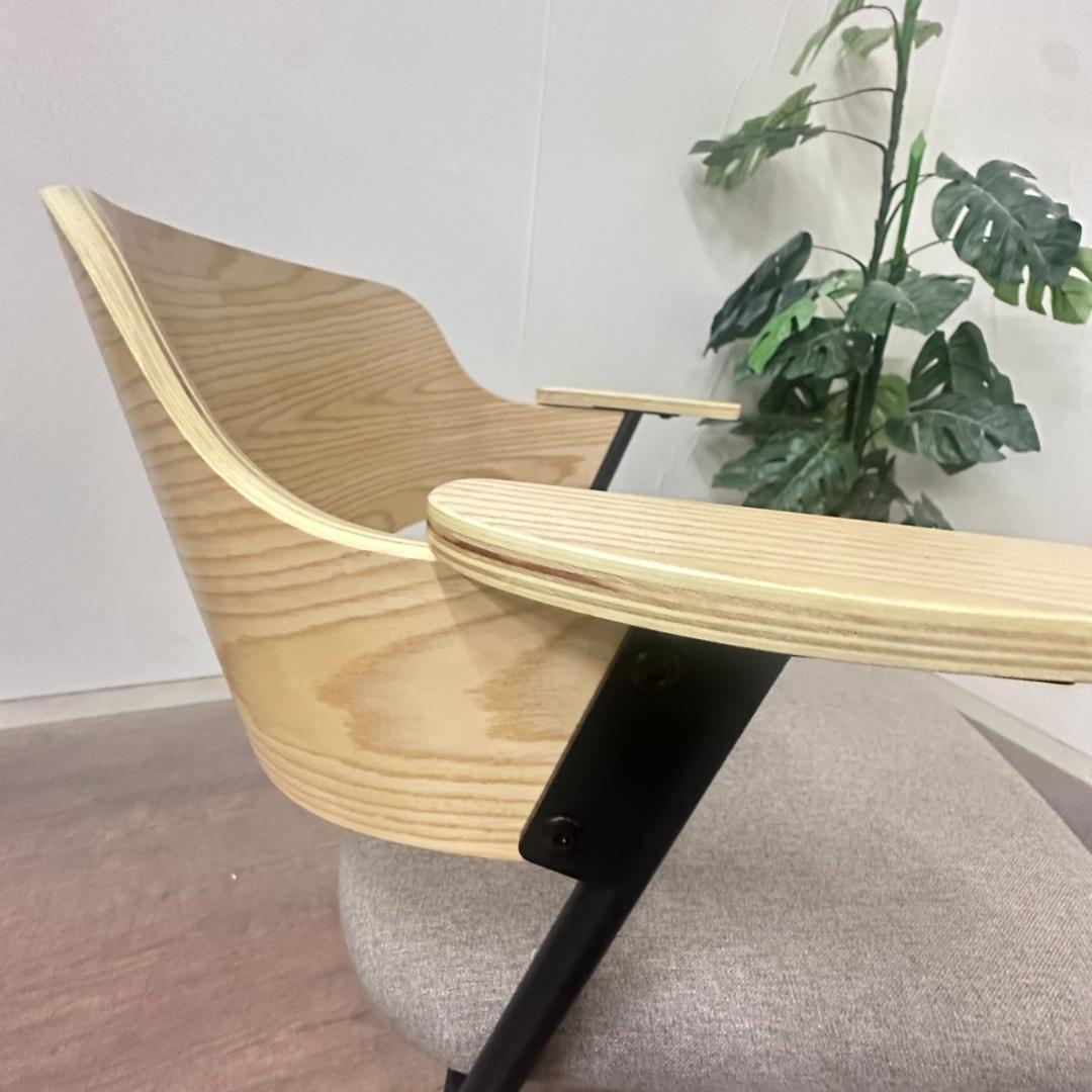 北欧モダン アームチェア 椅子 木製 　デザインチェア ダイニングチェア
