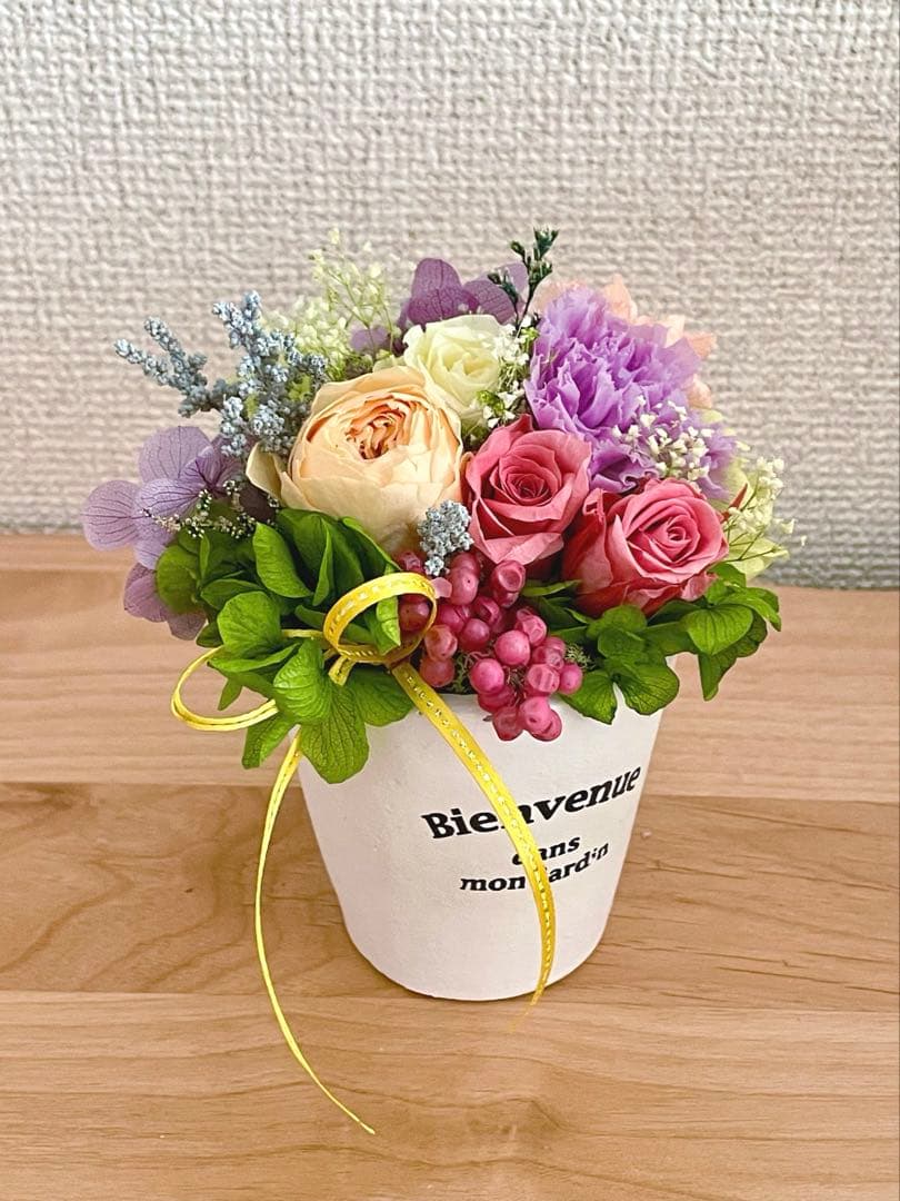 ＊*..彩り豊かなミニガーデンアレンジ..＊°..プリザーブドフラワー