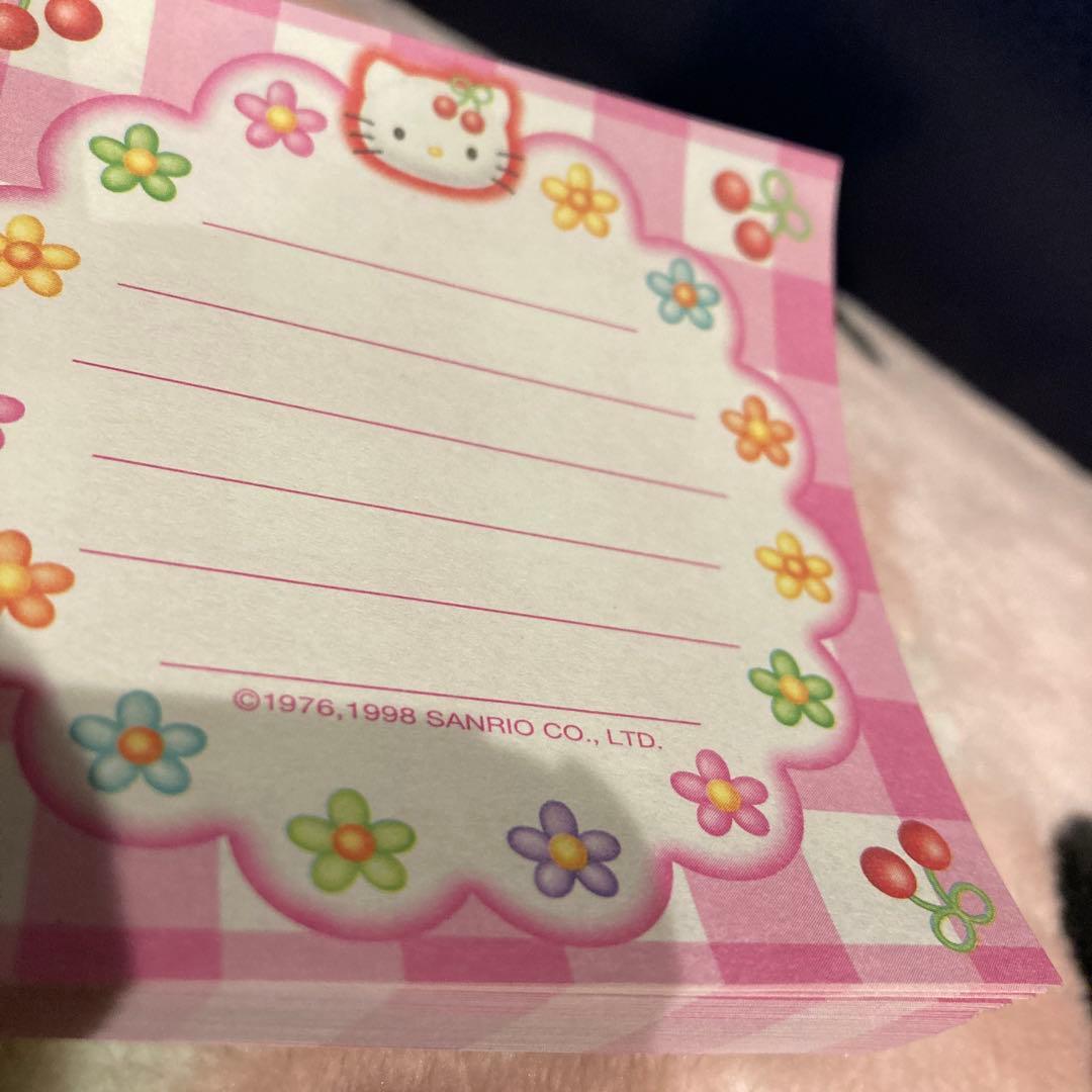 レトロ《1998年 ハローキティ メモ帳》さくらんぼ☆缶ケース付き