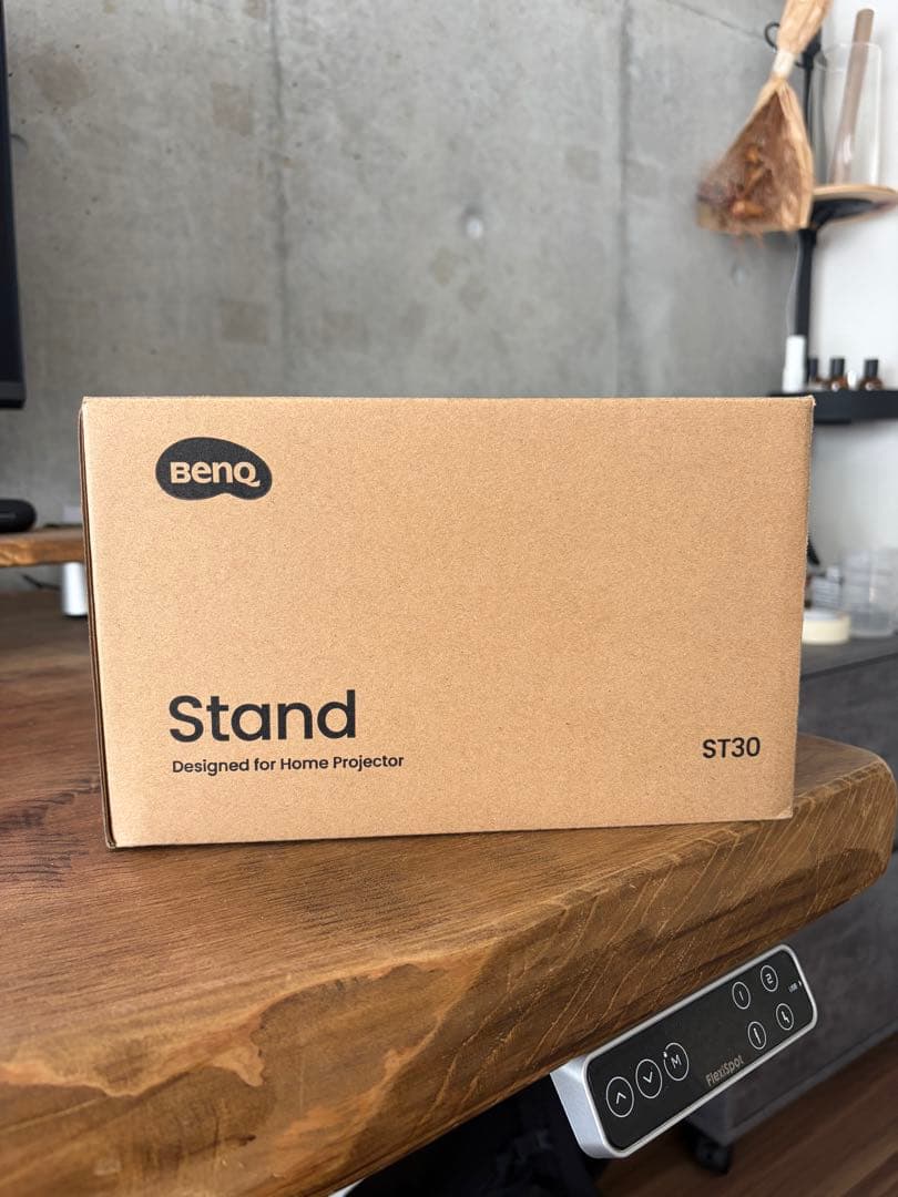 【美品・スタンド付き】BenQ TK705STi 4Kプロジェクター