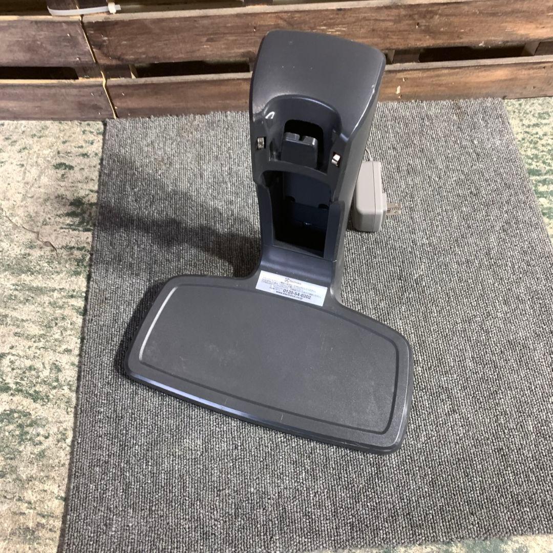 K444 エレクトロラックス クリーナー ZB3501EB