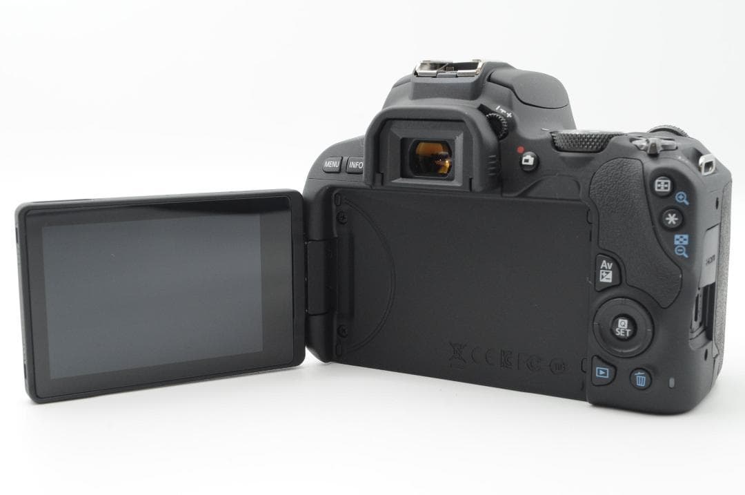 ■ほぼ新品■新生活応援SALE■ Canon EOS Kiss x9 ダブル