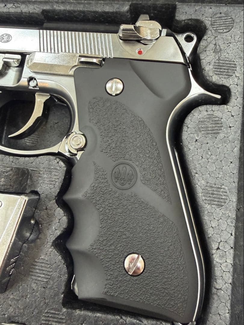東京マルイ M92F クロムステンレス