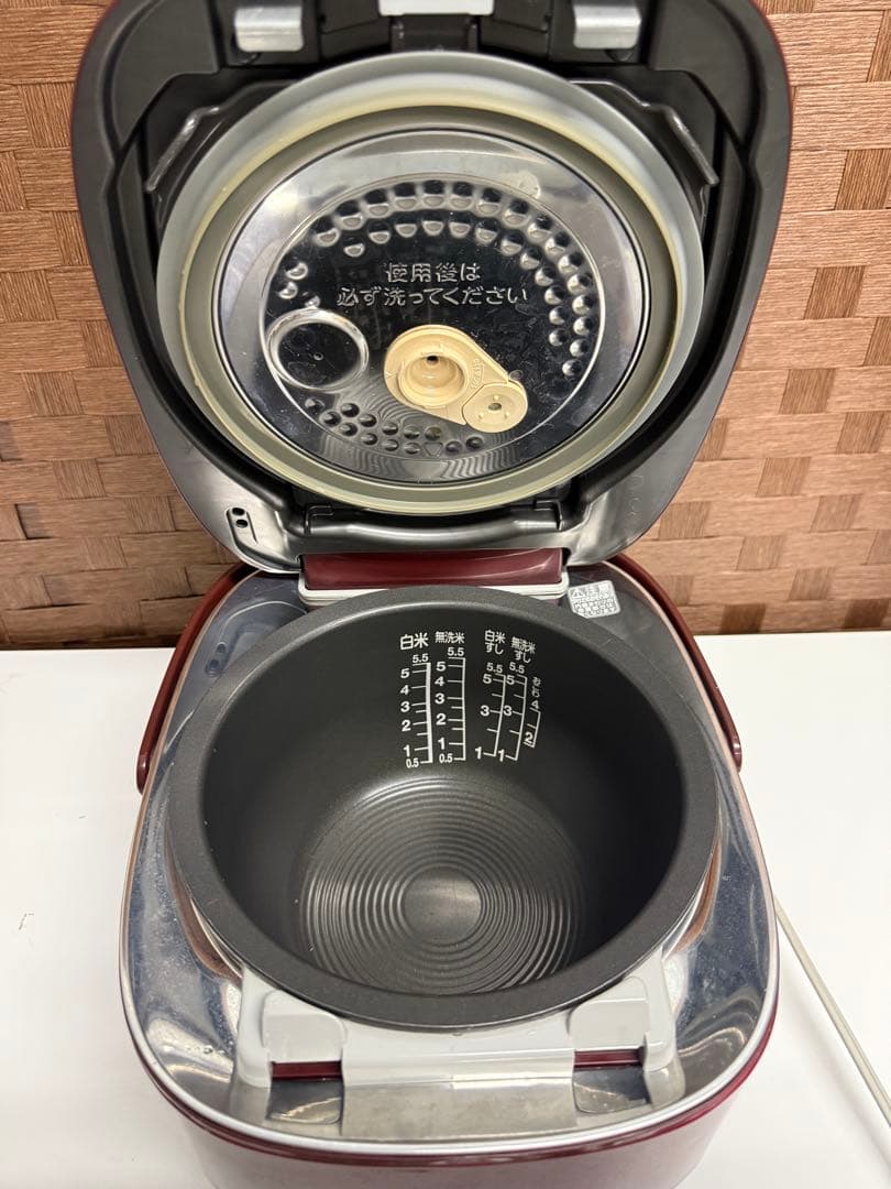 東芝製 RC-10VSE3 IH炊飯器 1.0L 炊飯専用家庭用圧力がま