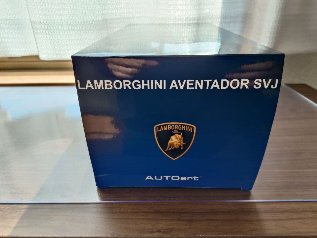 オートアート 1/18 アヴェンタドール SVJ