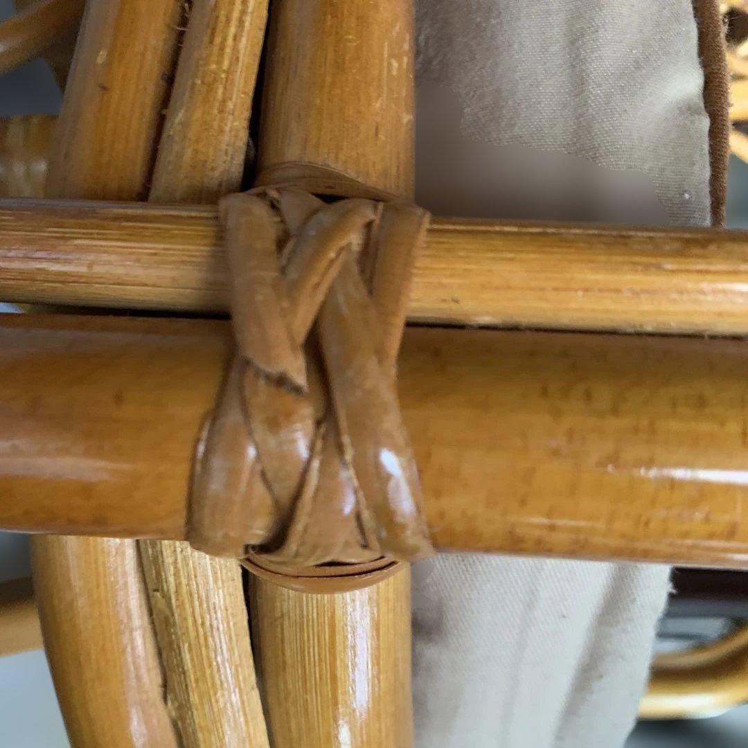 回転ラタンチェアと座椅子（オットマン）セット