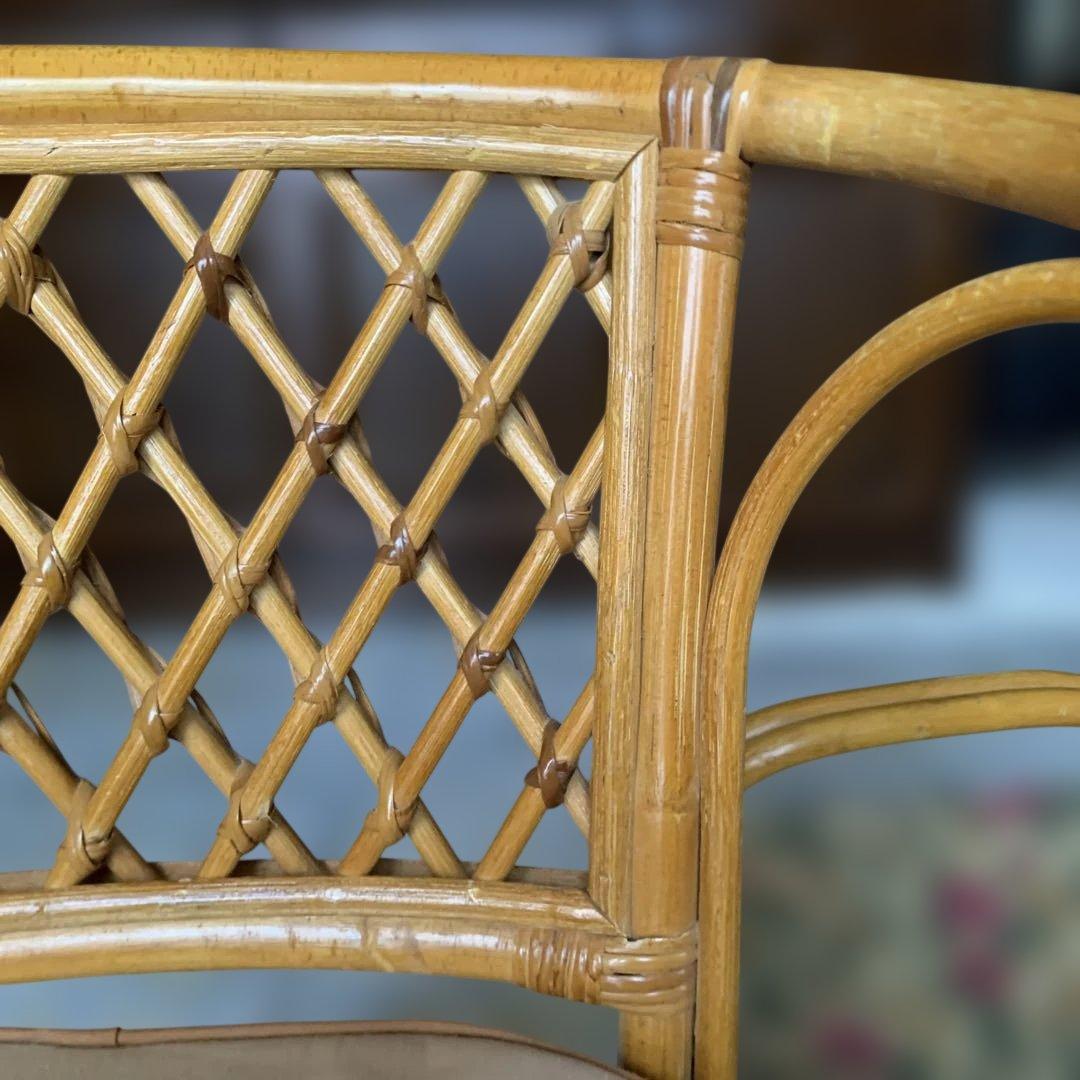 回転ラタンチェアと座椅子（オットマン）セット