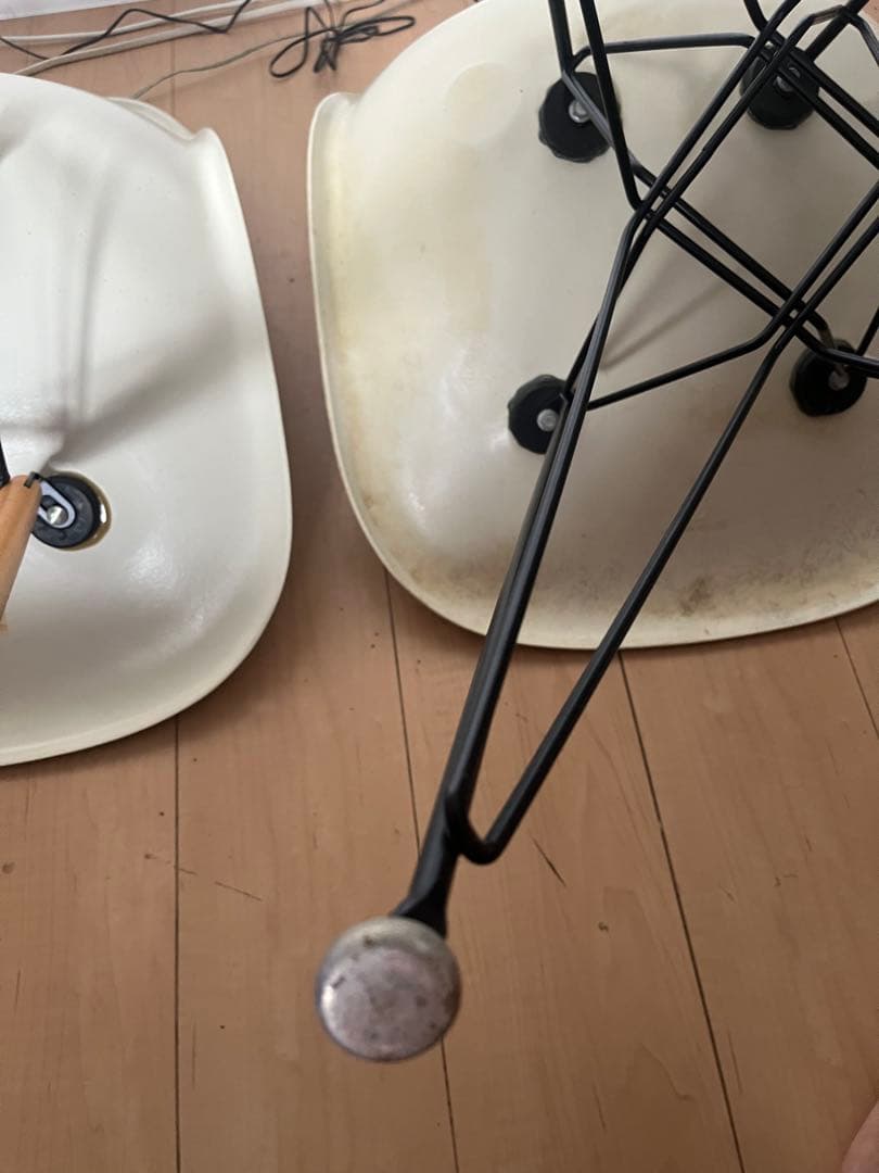 ハーマンミラー　イームズ　サイドシェルチェア②　エッフェルベース