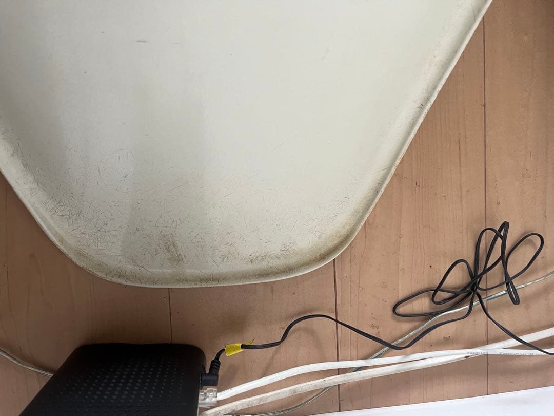 ハーマンミラー　イームズ　サイドシェルチェア②　エッフェルベース