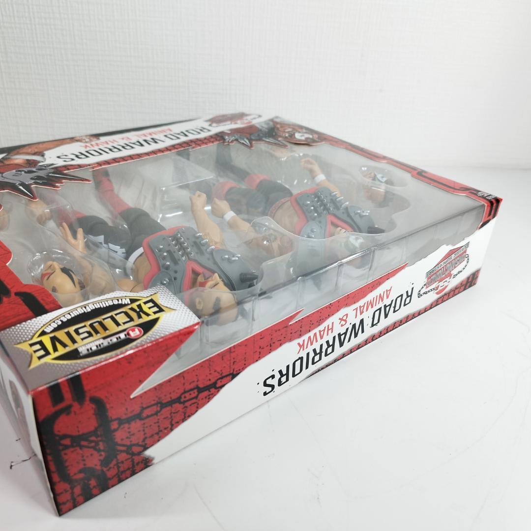 WWE ロードウォリアーズ フィギュア ホーガン ホーク レッド アニ I490